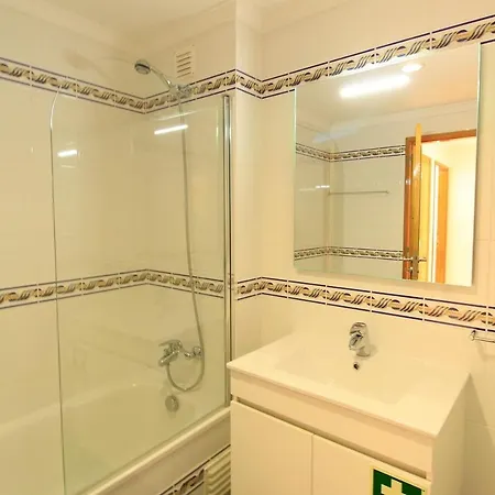 Appartement Brightness With Pool By Homing *