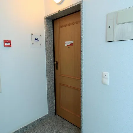 Appartement Brightness With Pool By Homing *