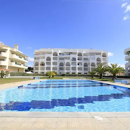 Apartment Brightness With Pool By Homing Armacao de Pera